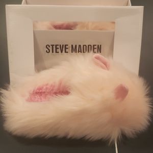 BRAND NEW STEVE MADDEN SLIPPERS